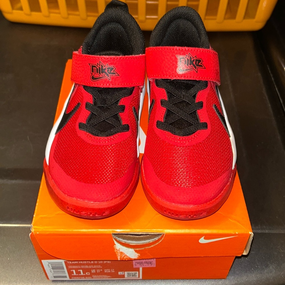 Nike kids sneakers red and black size US 11c
